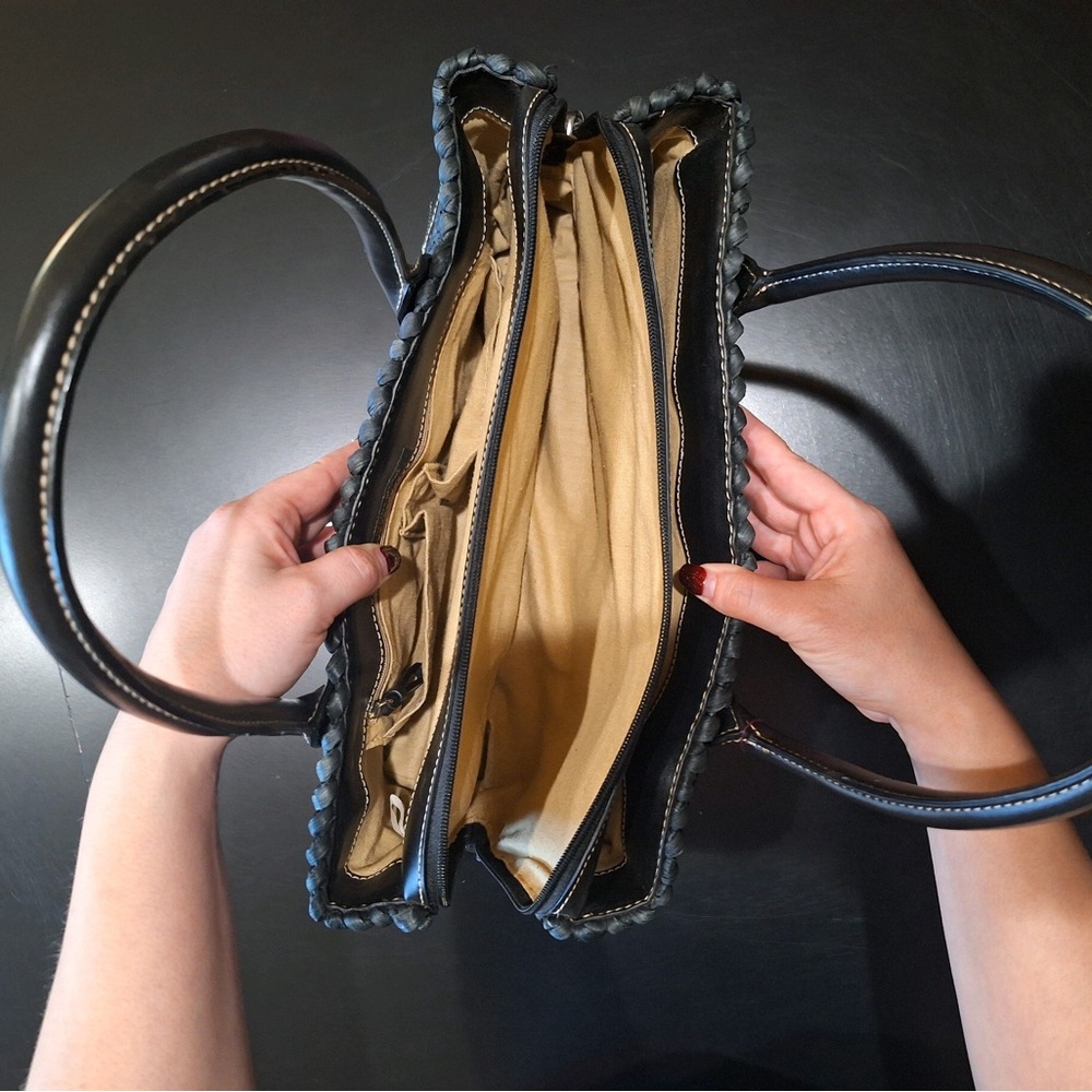 Black Woven Shoulder Bag - Picture 4 of 8